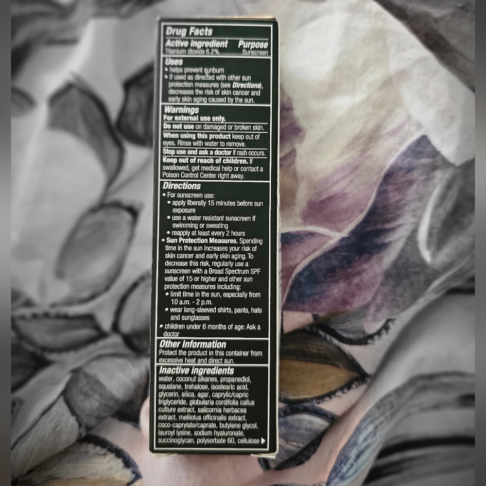 BareMinerals Complexion Rescue